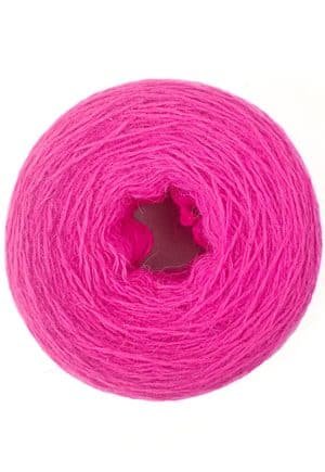 Llama Super Fina . Ovillos de 50 gramos. - ROSA FLUO